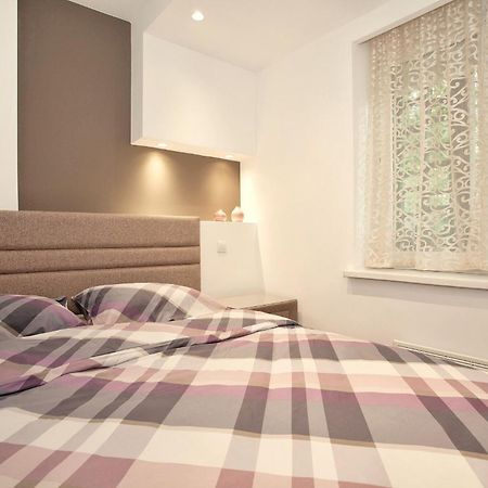Hostgost Selected Suites - Skadarlija Square Белград Екстериор снимка